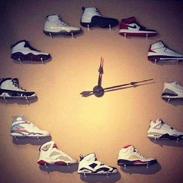 jordan clock shoes